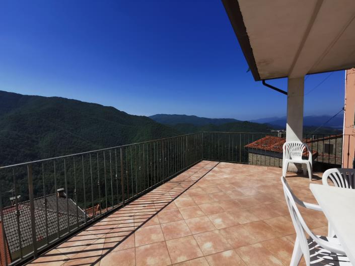 Image No.15-4 Bed Village House for sale