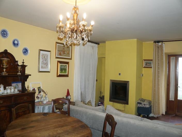 Image No.50-5 Bed House for sale