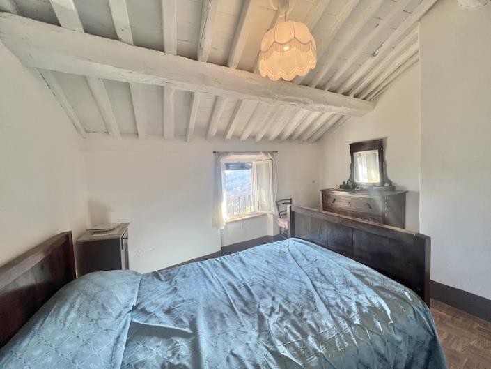 Image No.21-4 Bed Village House for sale