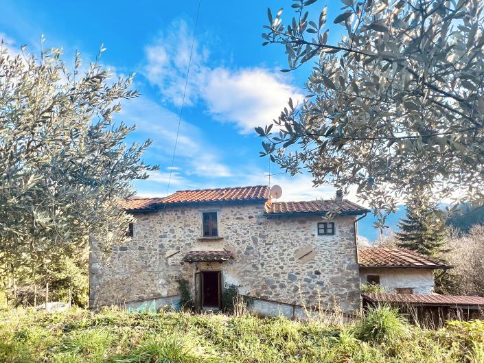 Image No.5-5 Bed Farmhouse for sale