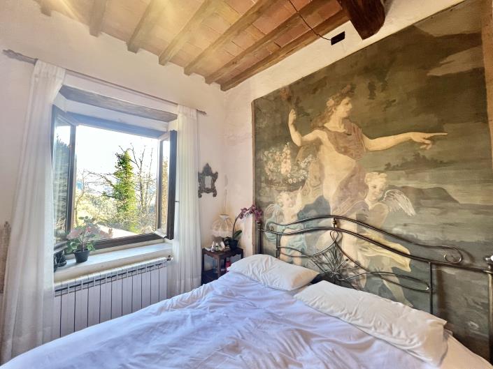 Image No.22-5 Bed Farmhouse for sale