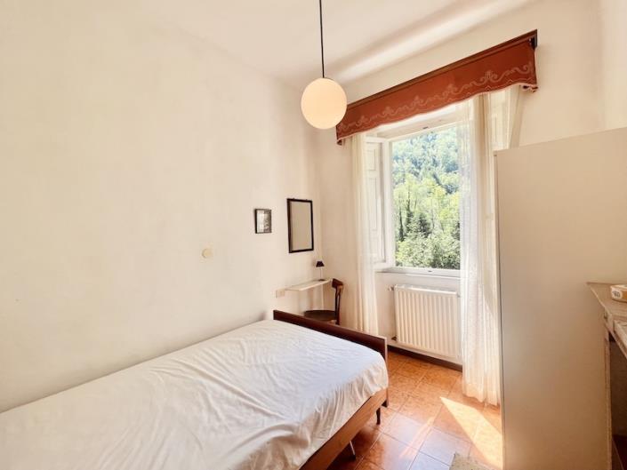 Image No.23-4 Bed House for sale