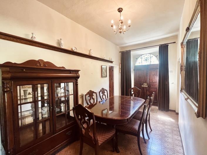 Image No.36-4 Bed House for sale