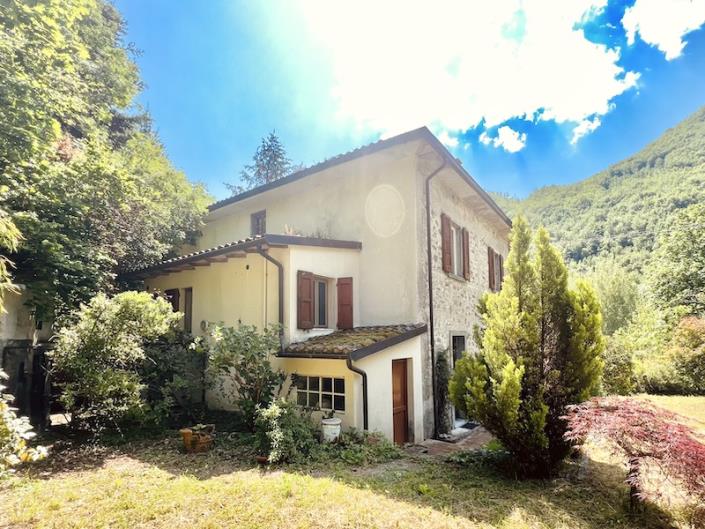 Image No.31-4 Bed House for sale