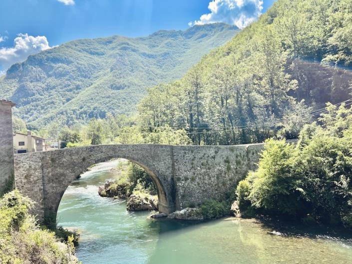 Image No.15-4 Bed House for sale