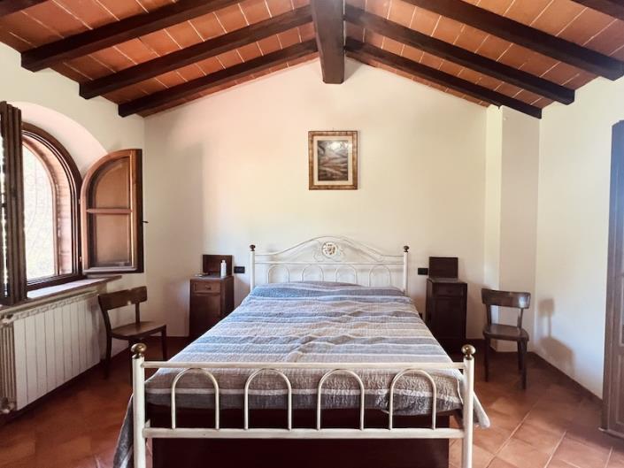 Image No.31-3 Bed Farmhouse for sale