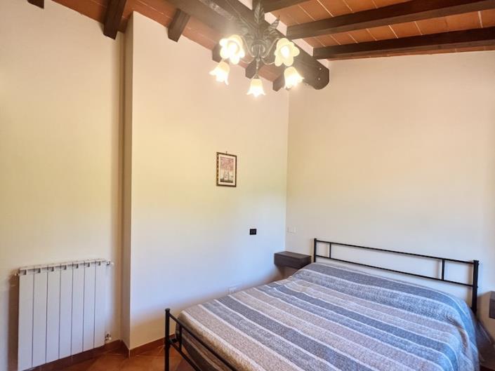 Image No.32-3 Bed Farmhouse for sale