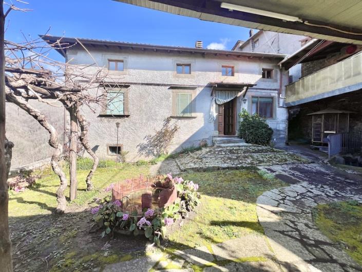 Image No.8-2 Bed House for sale