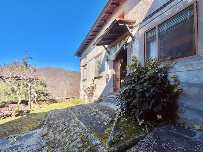 Image No.10-2 Bed House for sale