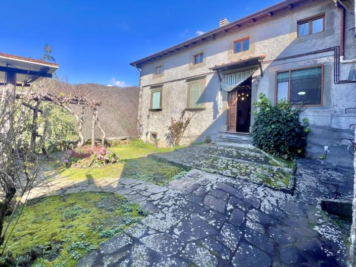 Image No.17-2 Bed House for sale