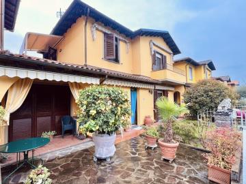 1 - Bagni di Lucca, House