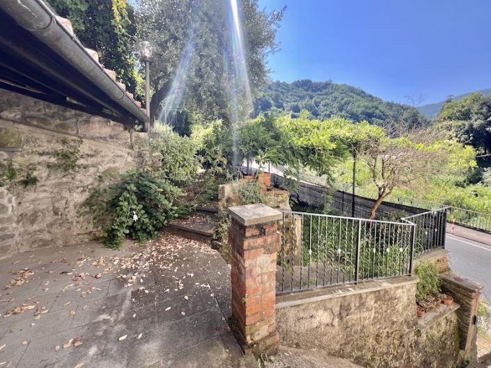 Image No.20-2 Bed Apartment for sale