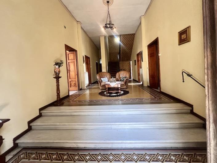 Image No.3-6 Bed Villa / Detached for sale