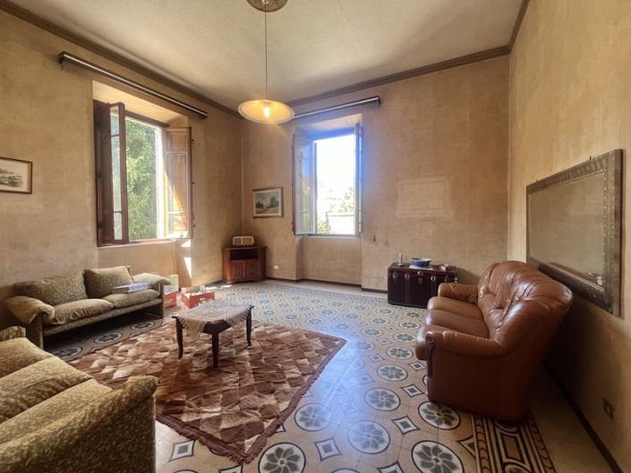 Image No.14-6 Bed Villa / Detached for sale