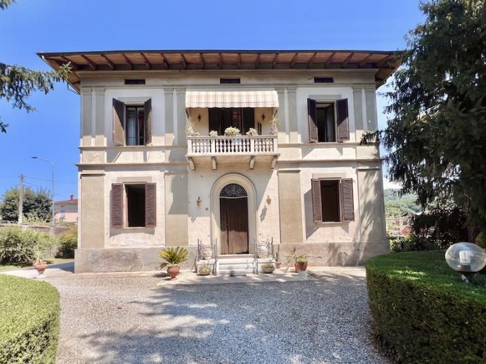 Image No.21-6 Bed Villa / Detached for sale