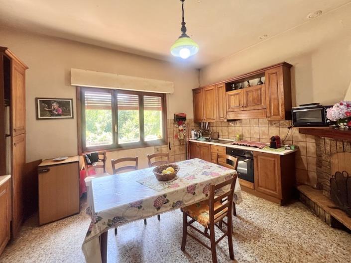 Image No.15-3 Bed House for sale