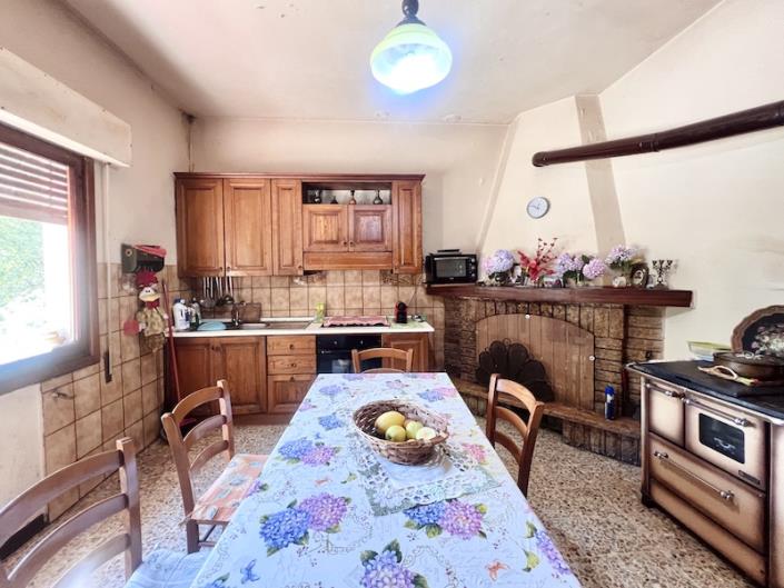 Image No.2-3 Bed House for sale