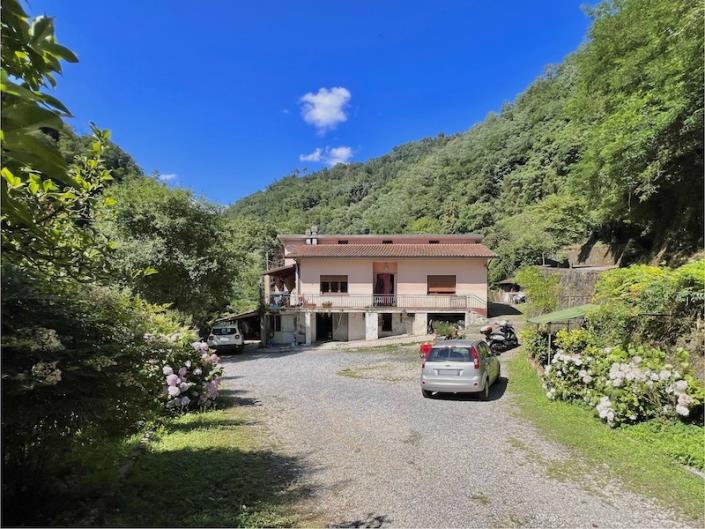 Image No.25-3 Bed House for sale