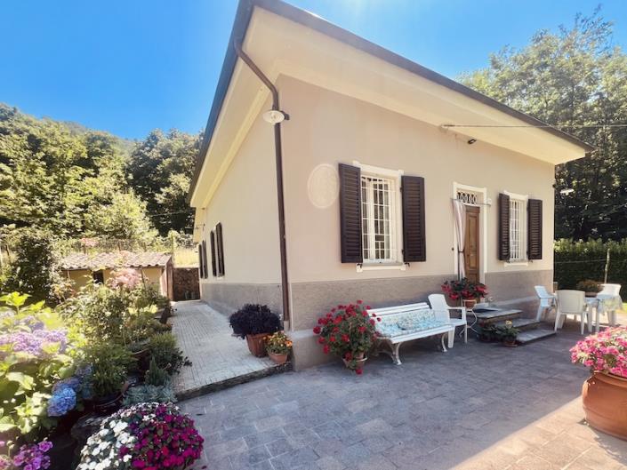 Image No.17-2 Bed House for sale