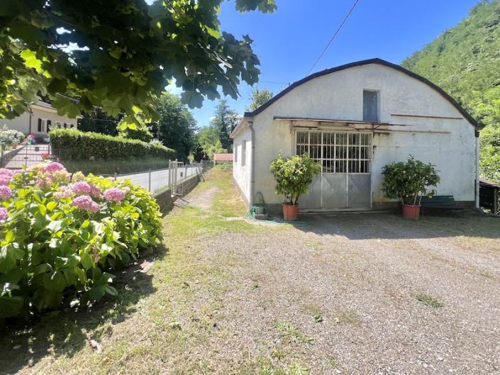 Image No.13-2 Bed House for sale