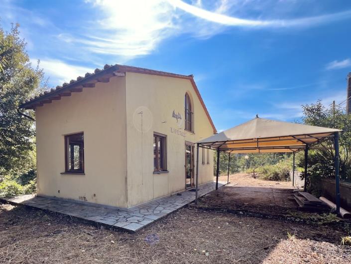 Image No.7-2 Bed Commercial for sale