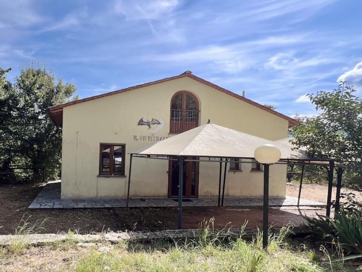 Image No.10-2 Bed Commercial for sale