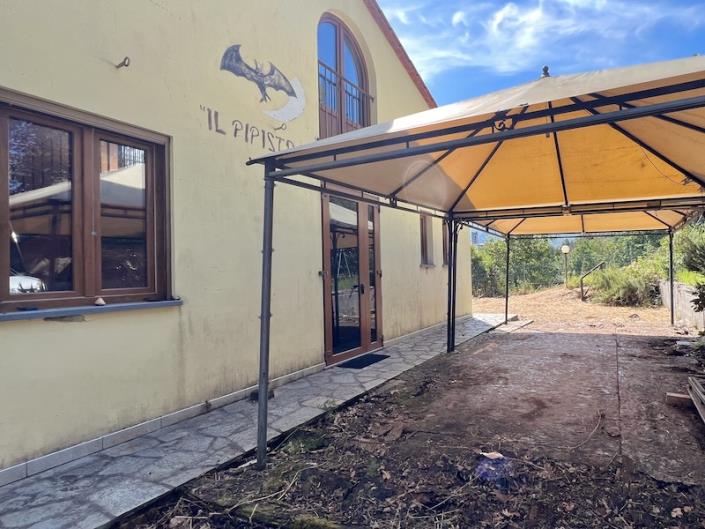 Image No.27-2 Bed Commercial for sale