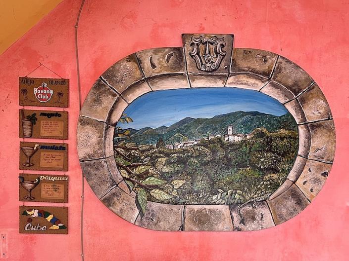 Image No.12-2 Bed Commercial for sale