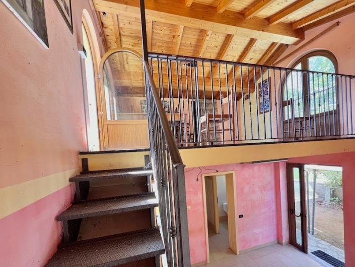 Image No.29-2 Bed Commercial for sale