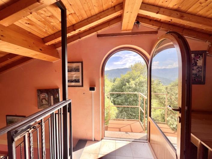 Image No.21-2 Bed Commercial for sale