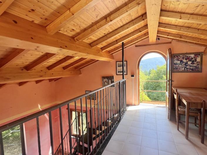 Image No.13-2 Bed Commercial for sale