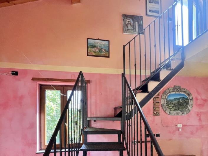 Image No.32-2 Bed Commercial for sale