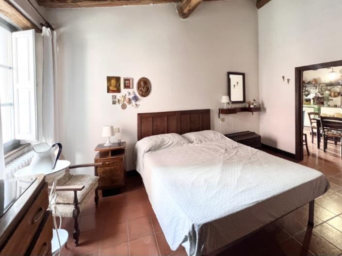 Image No.4-2 Bed House for sale