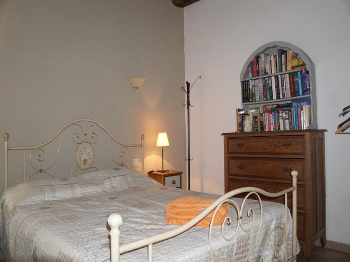 Image No.19-6 Bed House for sale