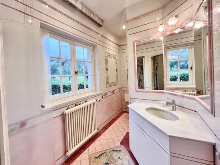 Image No.23-5 Bed Villa for sale