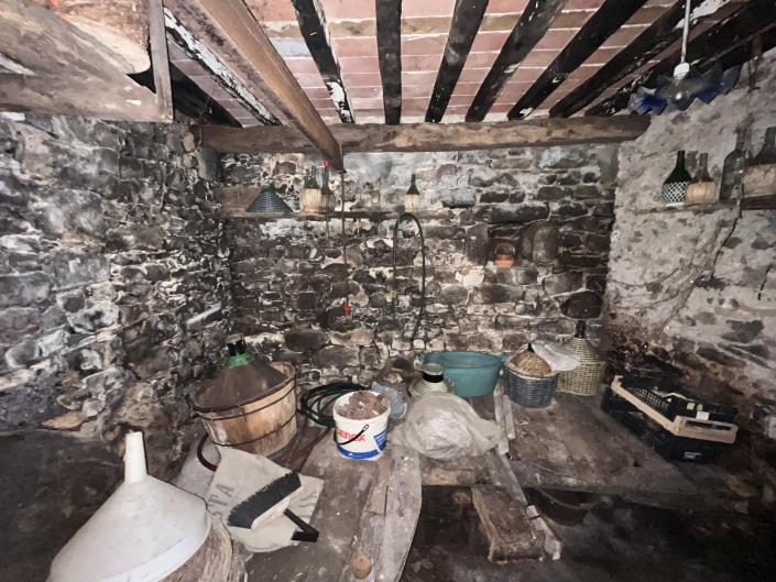 Image No.30-2 Bed Semi-Detached for sale