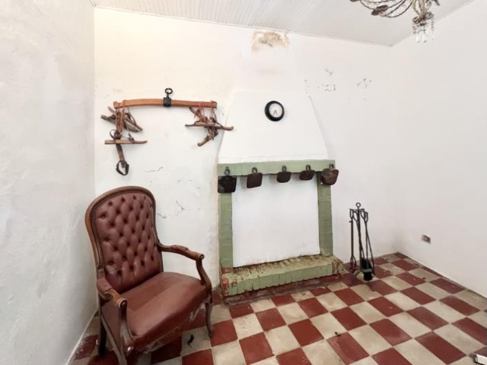 Image No.4-Maison de campagne de 2 chambres à vendre à Camporgiano