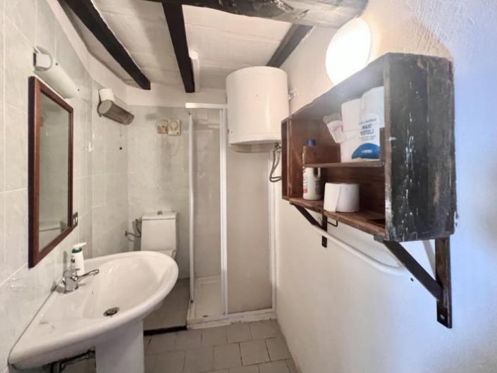 Image No.6-Maison de campagne de 2 chambres à vendre à Camporgiano