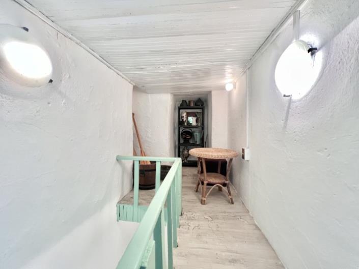 Image No.21-Maison de campagne de 2 chambres à vendre à Camporgiano