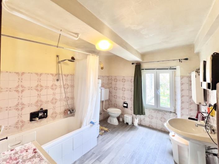 Image No.8-Maison de 3 chambres à vendre à Bagni di Lucca