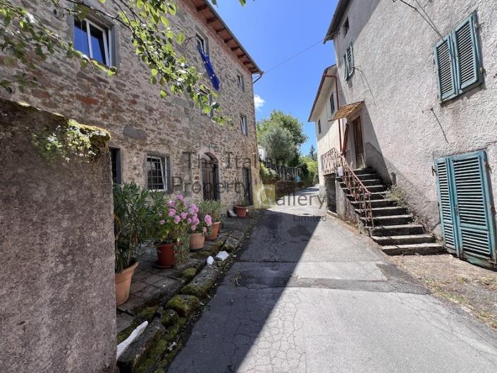 Image No.11-Maison de 3 chambres à vendre à Bagni di Lucca