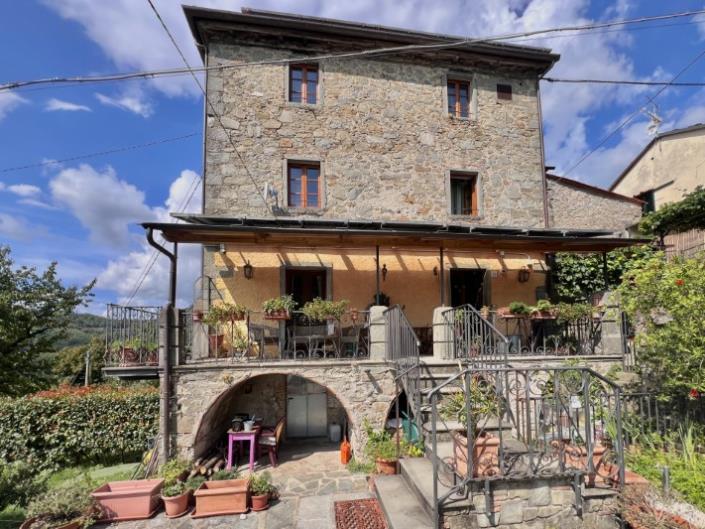 Image No.11-Maison de 5 chambres à vendre à Bagni di Lucca