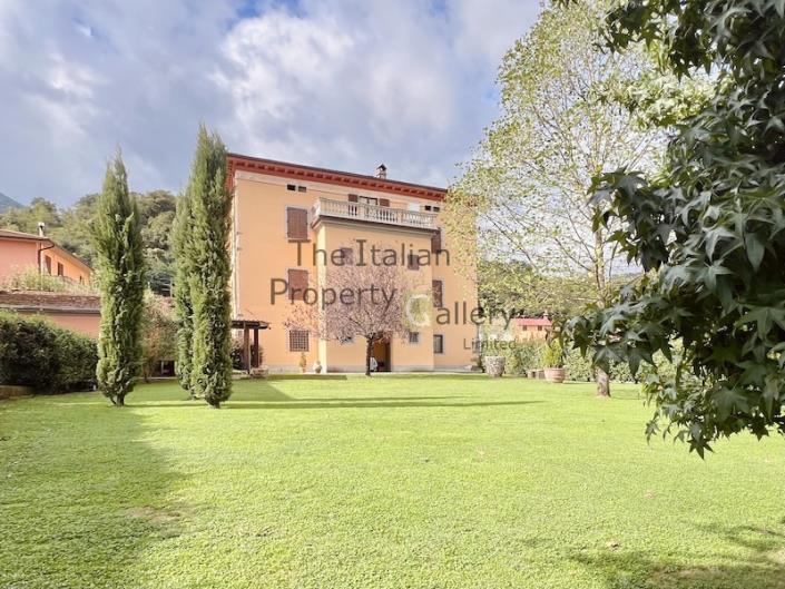 Image No.10-5 Bed House/Villa for sale