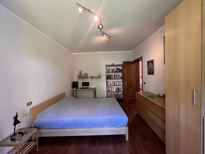 Image No.20-6 Bed Villa for sale