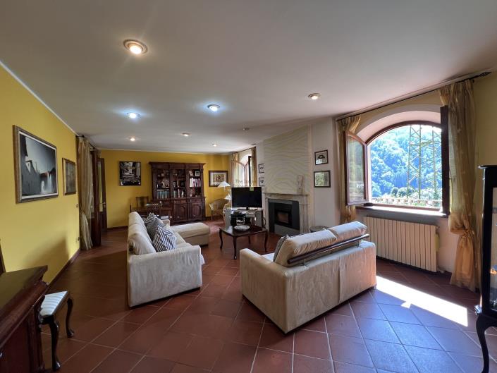 Image No.30-6 Bed Villa for sale