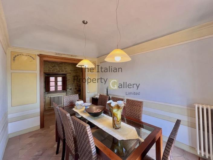 Image No.6-7 Bed Villa for sale