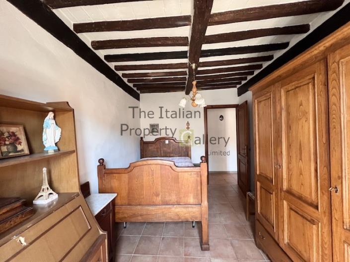 Image No.3-3 Bed House for sale