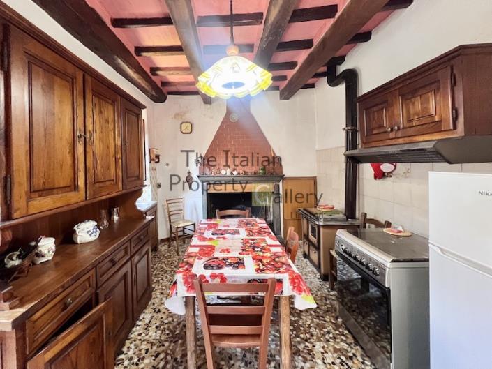 Image No.7-3 Bed House for sale