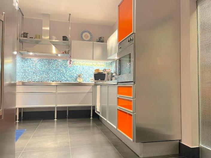 Image No.10-Appartement de 2 chambres à vendre à Livorno