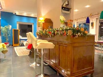 f68eba4b-7cdd-45ba-bf80-3a68554cb3de